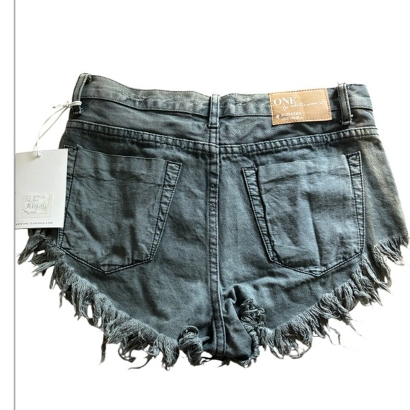 One Teaspoon Rollers Distressed Jean Shorts NWT - Picture 2 of 7